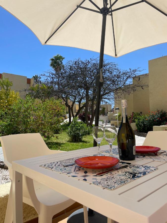 El Cortijo Bungalow - Pool - Free Parking プラヤ・デ・ラス・アメリカス エクステリア 写真