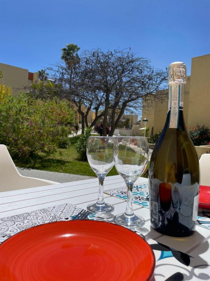 El Cortijo Bungalow - Pool - Free Parking プラヤ・デ・ラス・アメリカス エクステリア 写真